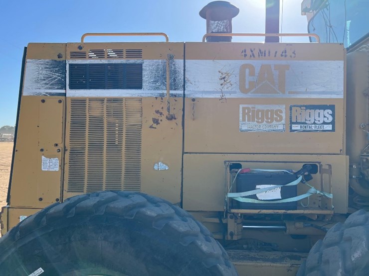 1998-caterpillar-12h-image-23