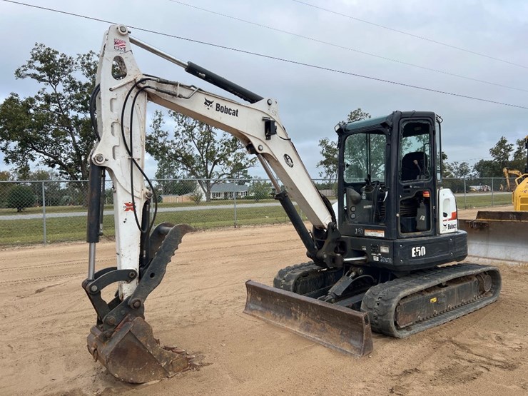 2019-bobcat-e50-image-8