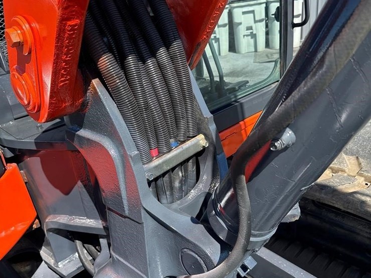 2018-kubota-kx080-4-image-10