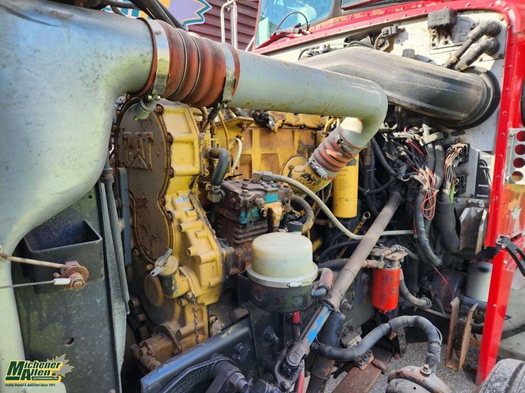 2004-peterbilt-379-image-21