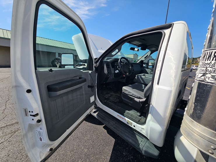 2015-ford-f450-image-34
