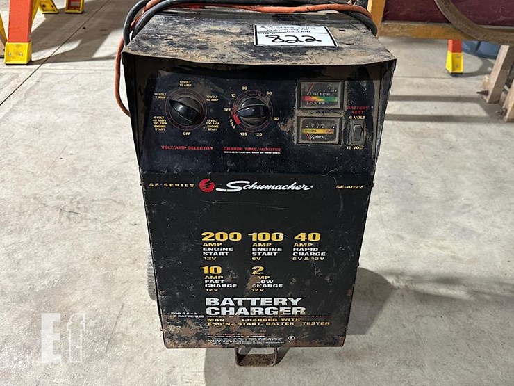 schumacher-battery-charger-image-2
