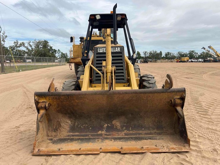 caterpillar-416b-image-7