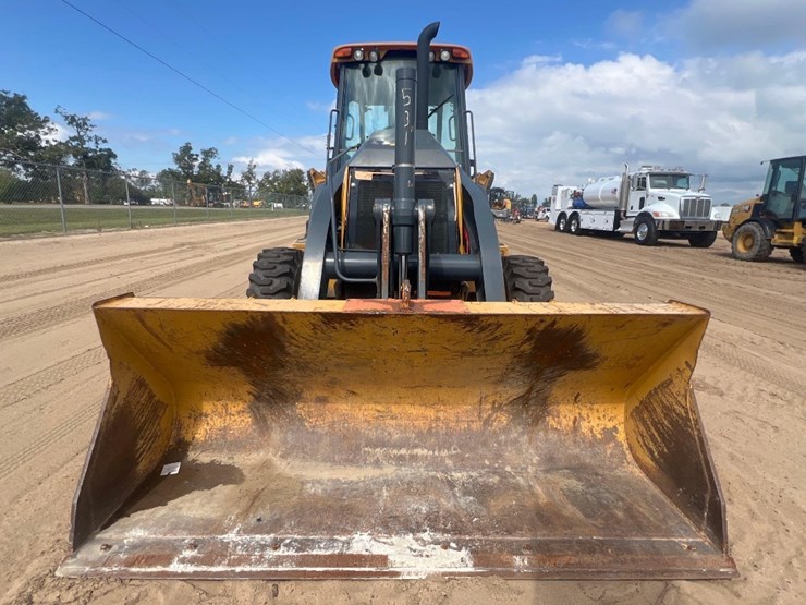 2018-deere-410l-image-7