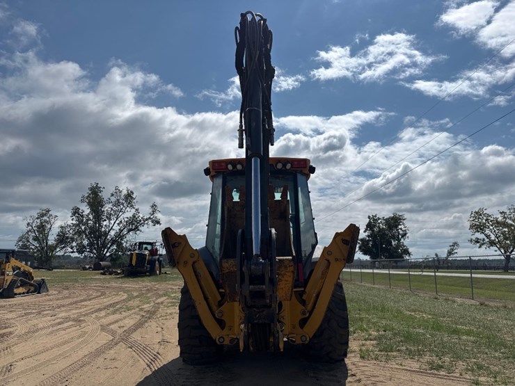 2018-deere-410l-image-7