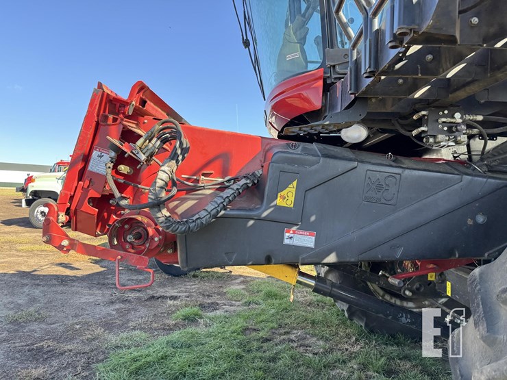 2004-case-ih-8010-image-26