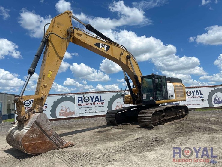 2016-caterpillar-349fl-image-1