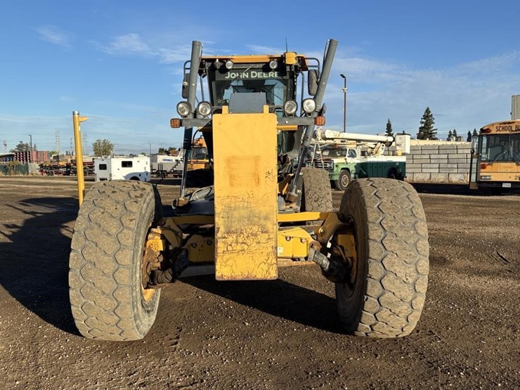 2011-deere-872gp-image-6
