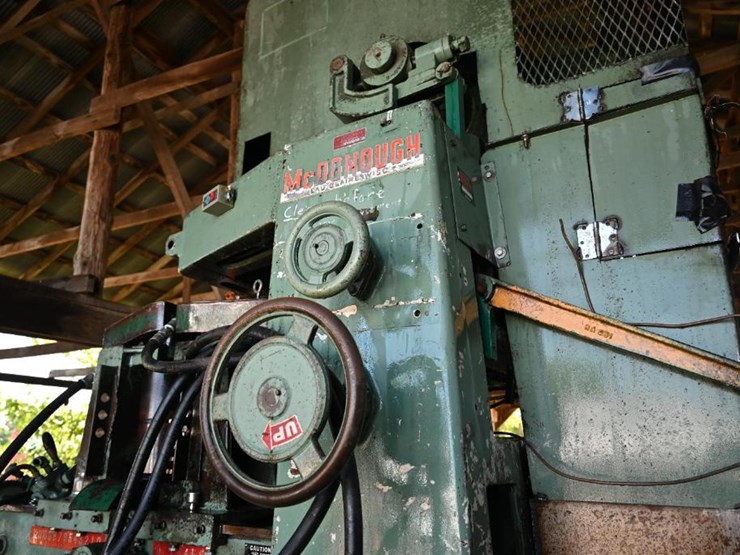 #134-•-mcdonough-center-split-resaw-image-13