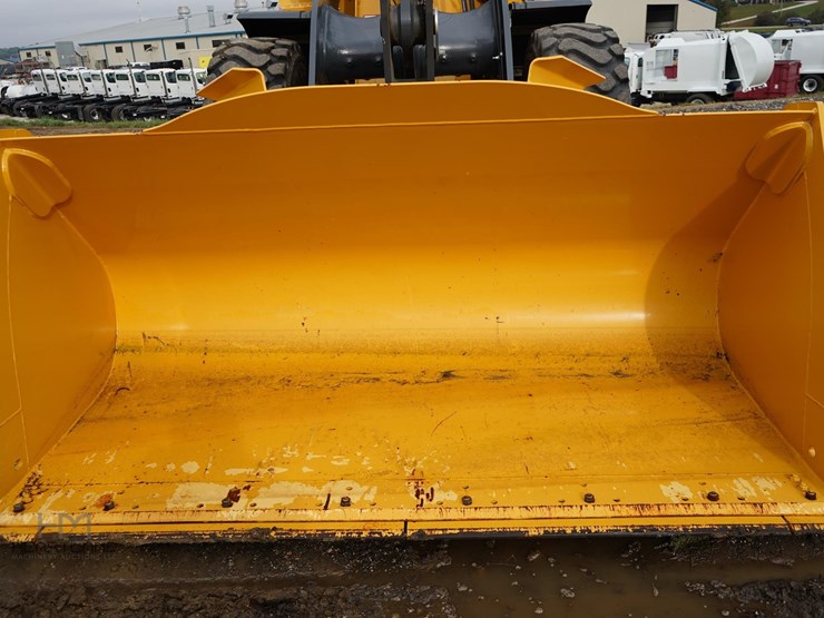 2024-deere-544-image-33