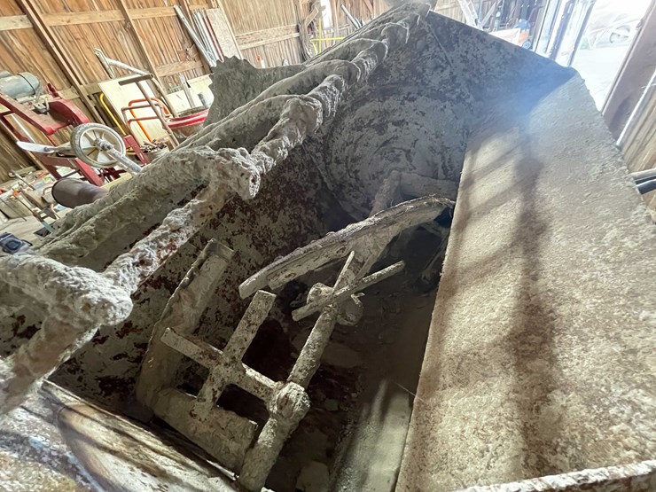 #1934-•-stone-mortar-mixer-image-11