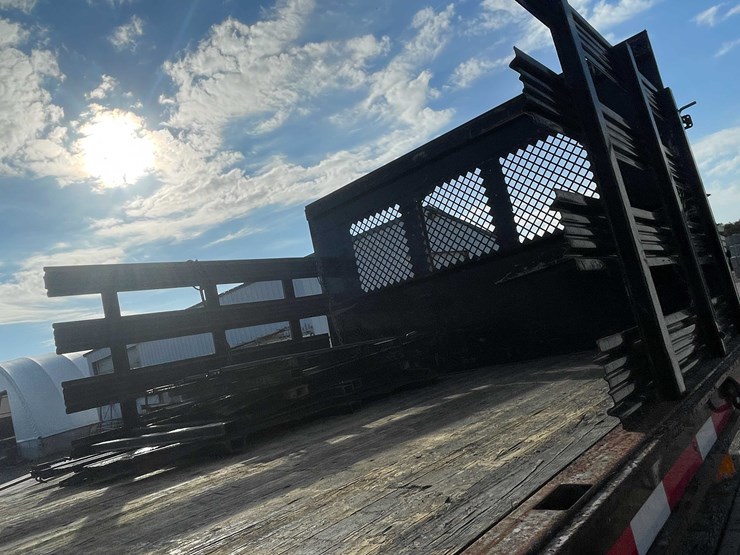 #1893-•-knapheide-semi-truck-flatbed-image-5