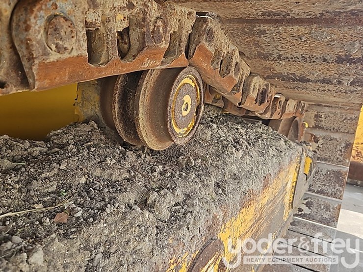 2021-komatsu-d39pxi-24-image-10
