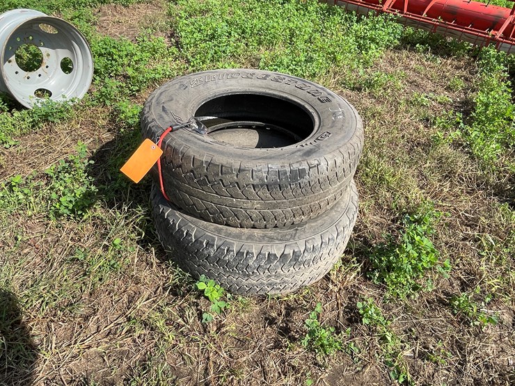 #5016-•-(2)-tires-image-2