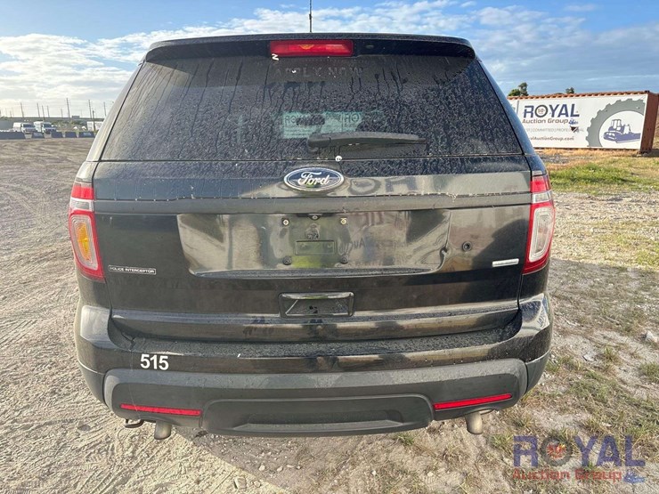 2015-ford-explorer-image-22