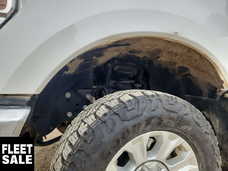 2021-ford-f350-image-37
