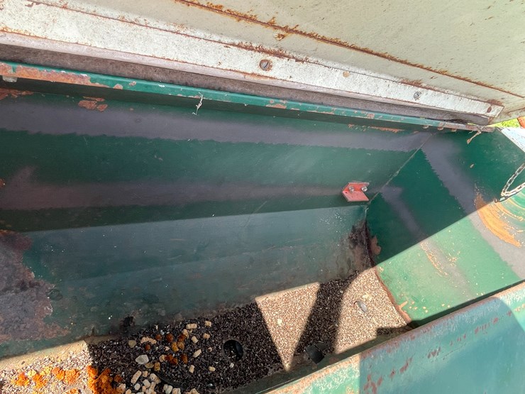 #5022-•-marliss-13'-grain-drill-image-17