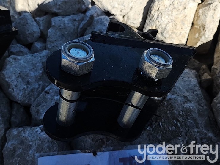 unused-2025-tpm-quick-hitch-to-suit-mini-excavator,-1”-pin-image-2