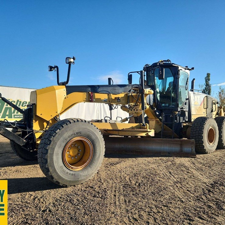 2015 CATERPILLAR 14M