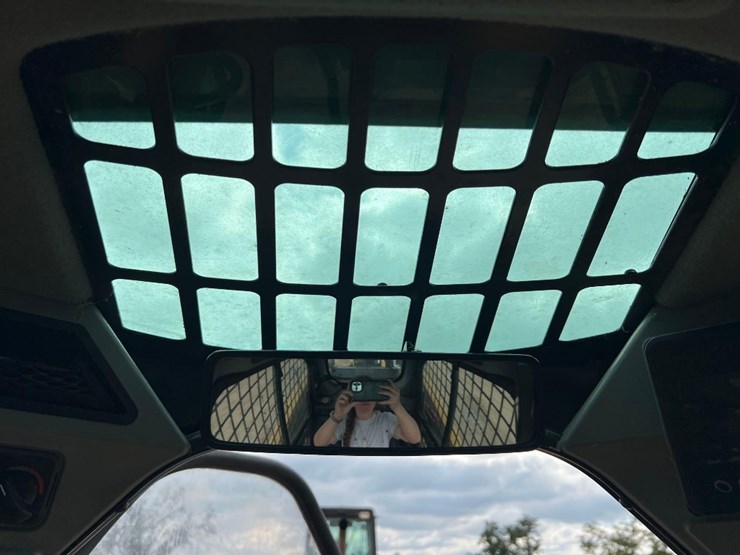 2024-caterpillar-289d3-image-30