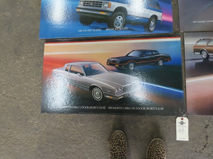 1985-chevrolet-dealer-car-and-pickup-model-lithos-image-2