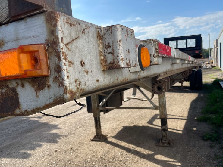#1891-•-1985-transcraft-semi-flatbed-trailer-(has-wi-title)-image-28
