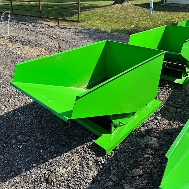 HURRICANE 1/4 YARD DUMP HOPPER
