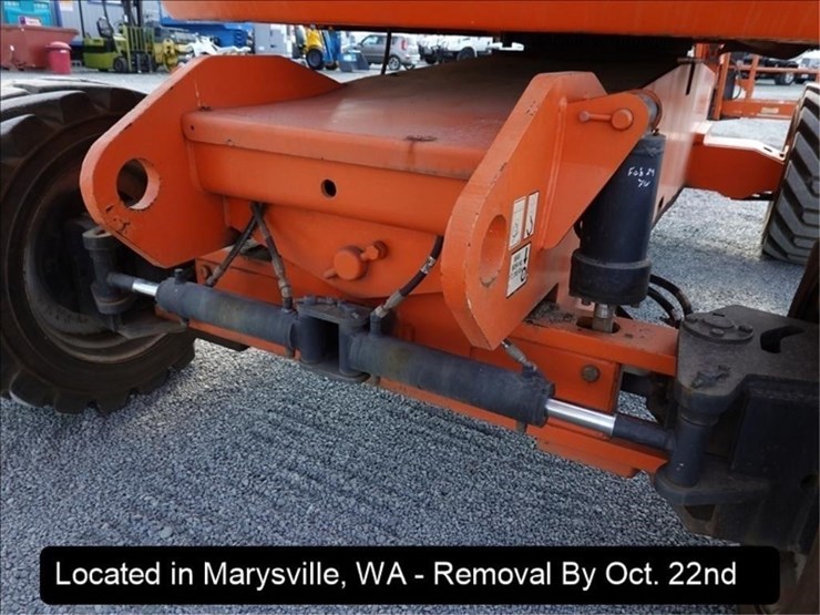 2013-jlg-800aj-image-22