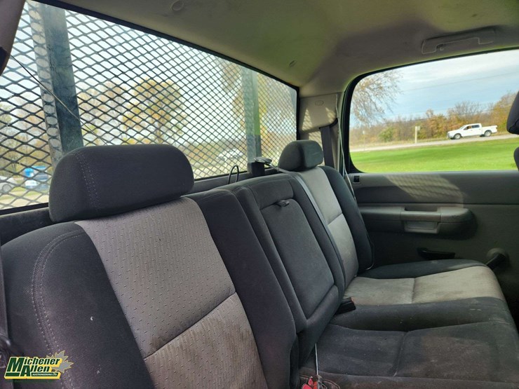 2007-gmc-sierra-3500hd-image-33