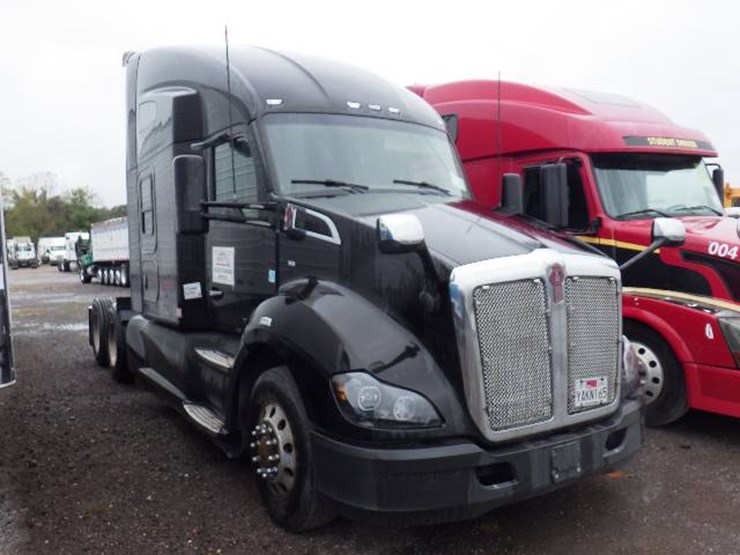 2019-kenworth-t680-image-2