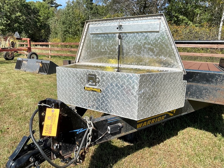 #1668-•-2018-road-warrior-tandem-axle-tilt-trailer-image-13