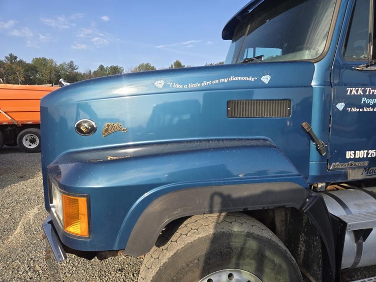 1997-mack-cl700-image-9