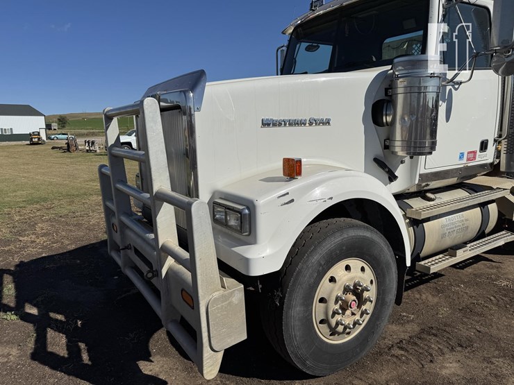 2009-western-star-4900-image-7