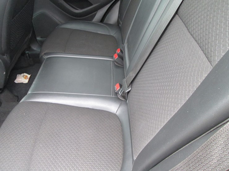 2019-buick-encore-image-16