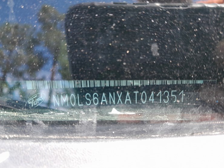 2010-ford-transit-connect-image-9