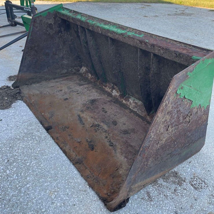 7' EURO STYLE HIGH CAPACITY LOADER BUCKET