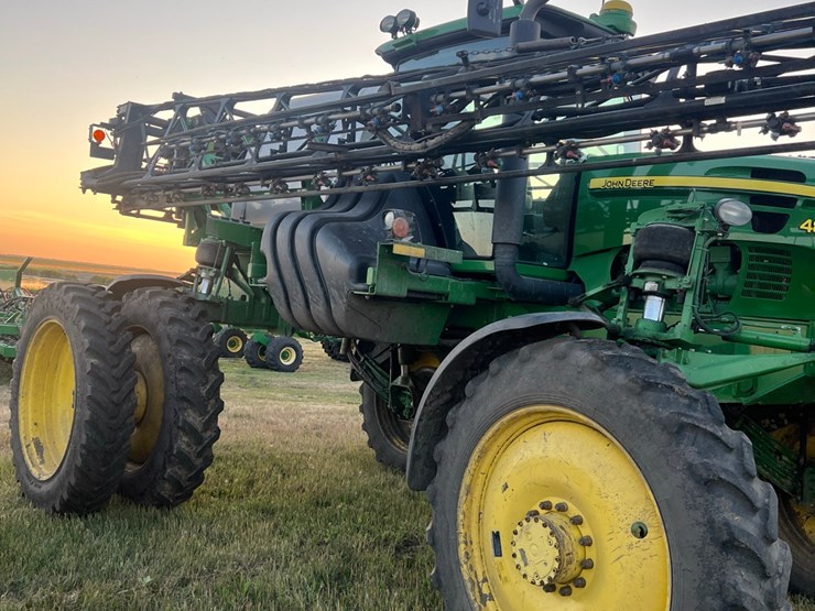 john-deere-4830-image-3