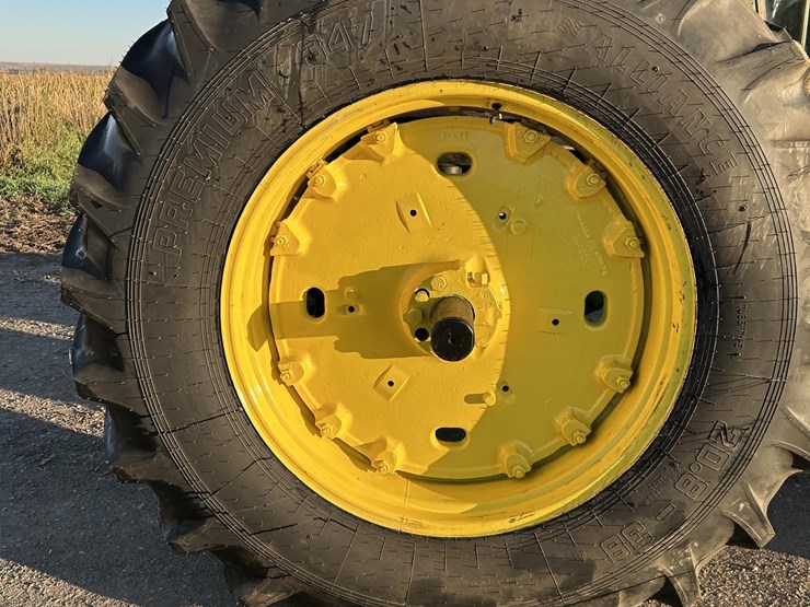 1982-john-deere-4440-image-29
