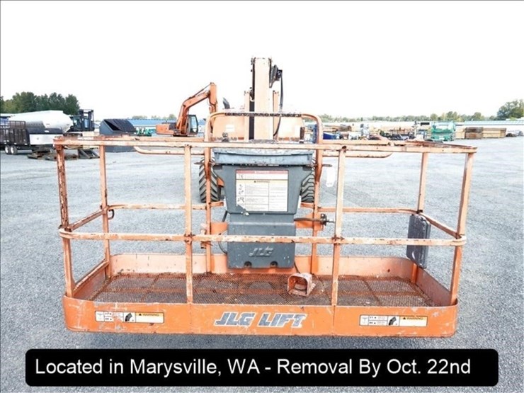 2013-jlg-800aj-image-14
