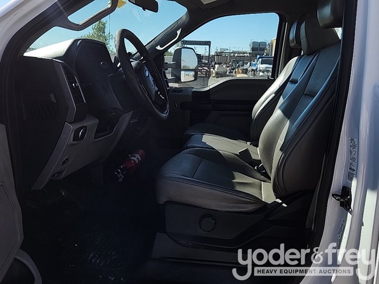 2019-ford-f450-image-19