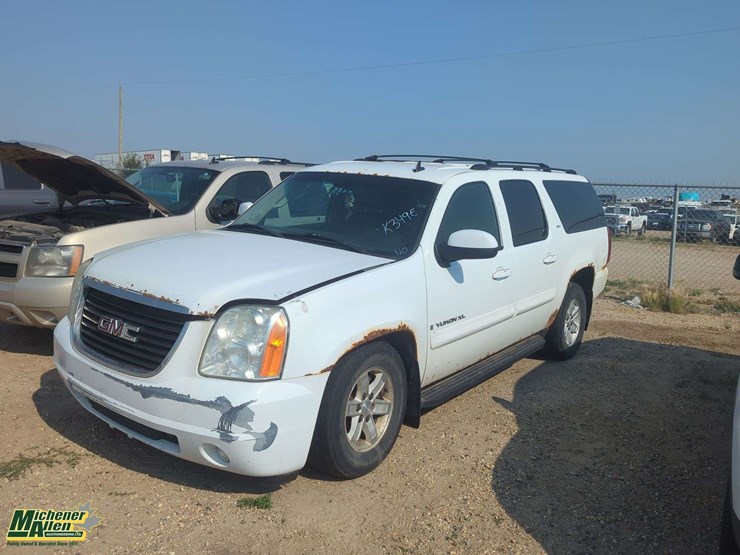 2007-gmc-yukon-xl-image-1