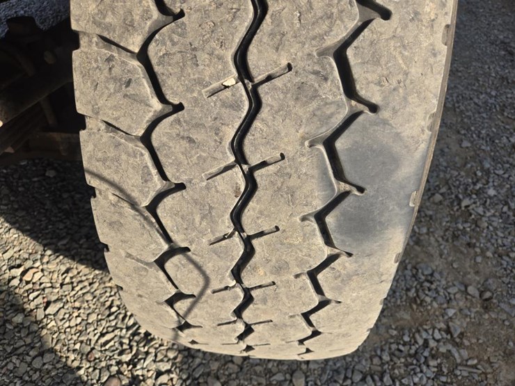 1997-mack-cl700-image-51