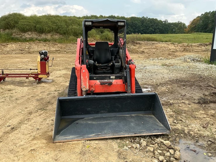 2012-kubota-svl75-image-8