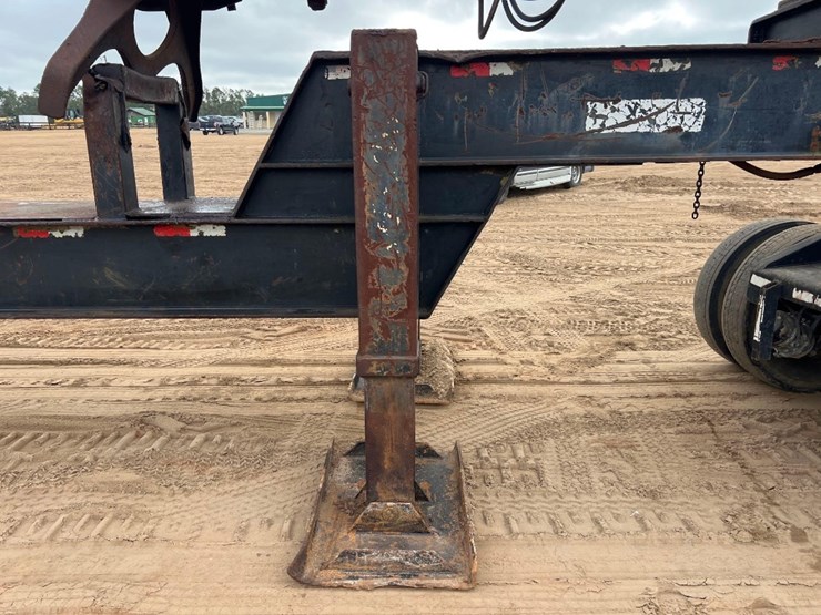 2013-caterpillar-559c-image-19