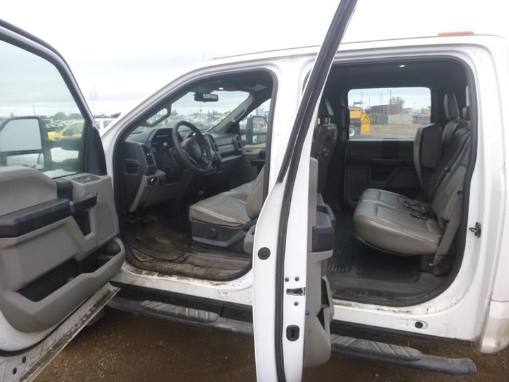 ford-f550-image-11
