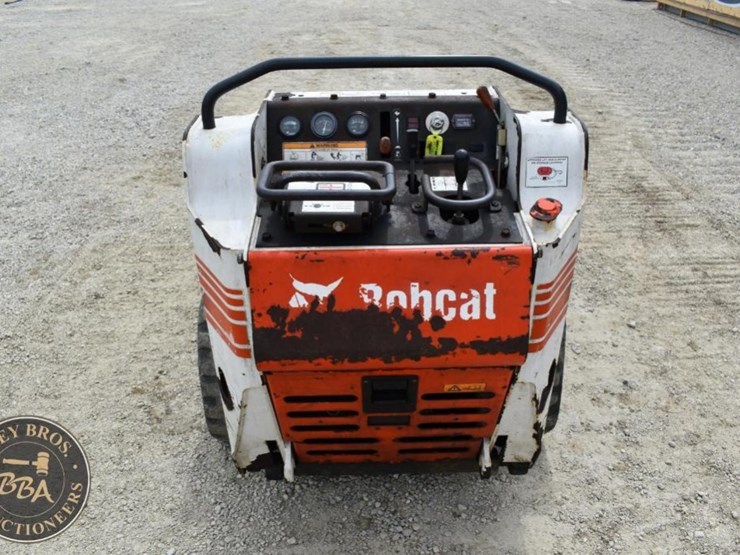 2005-bobcat-mt55-image-65