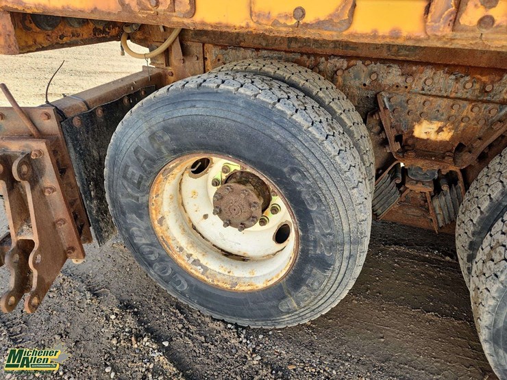 2016-international-workstar-7600-image-38