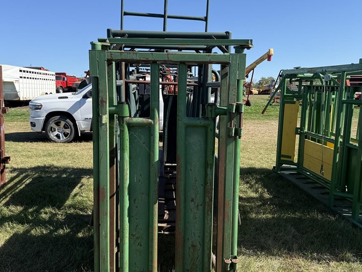 hi-hog-cattle-chute-67-image-4