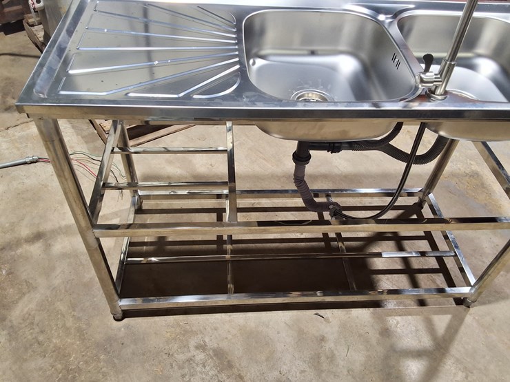 #500-•-2-basin-stainless-steel-sink-with-faucet-image-5
