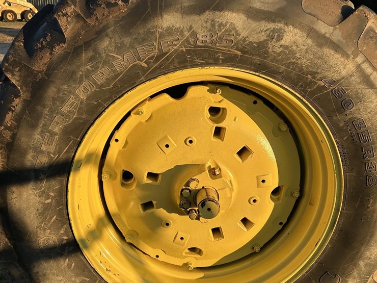 john-deere-6400-image-27